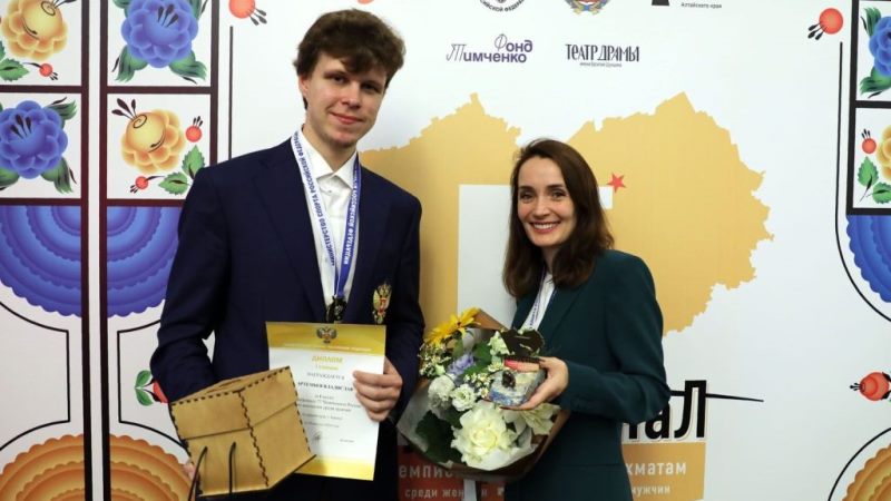 Владислав Артемьев Екатерина Лагно чемпионы России по шахматам